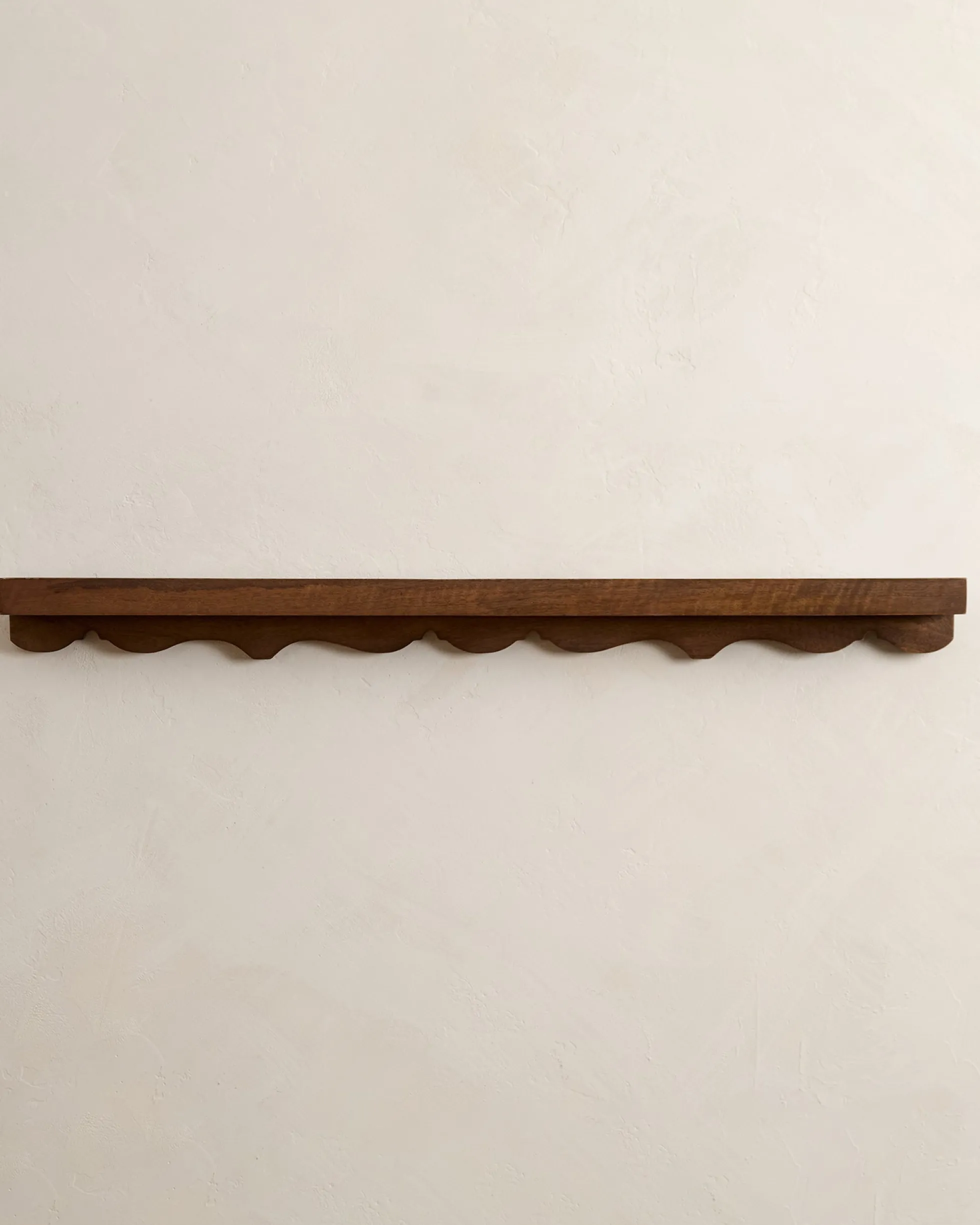 Abigail Vintage Inspired Picture Ledge