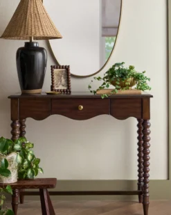 Amaryllis Console Table