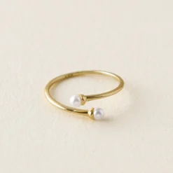 Annalise Pearl Ring
