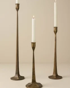Antique Brass Gatecrest