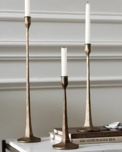 Antique Brass Gatecrest