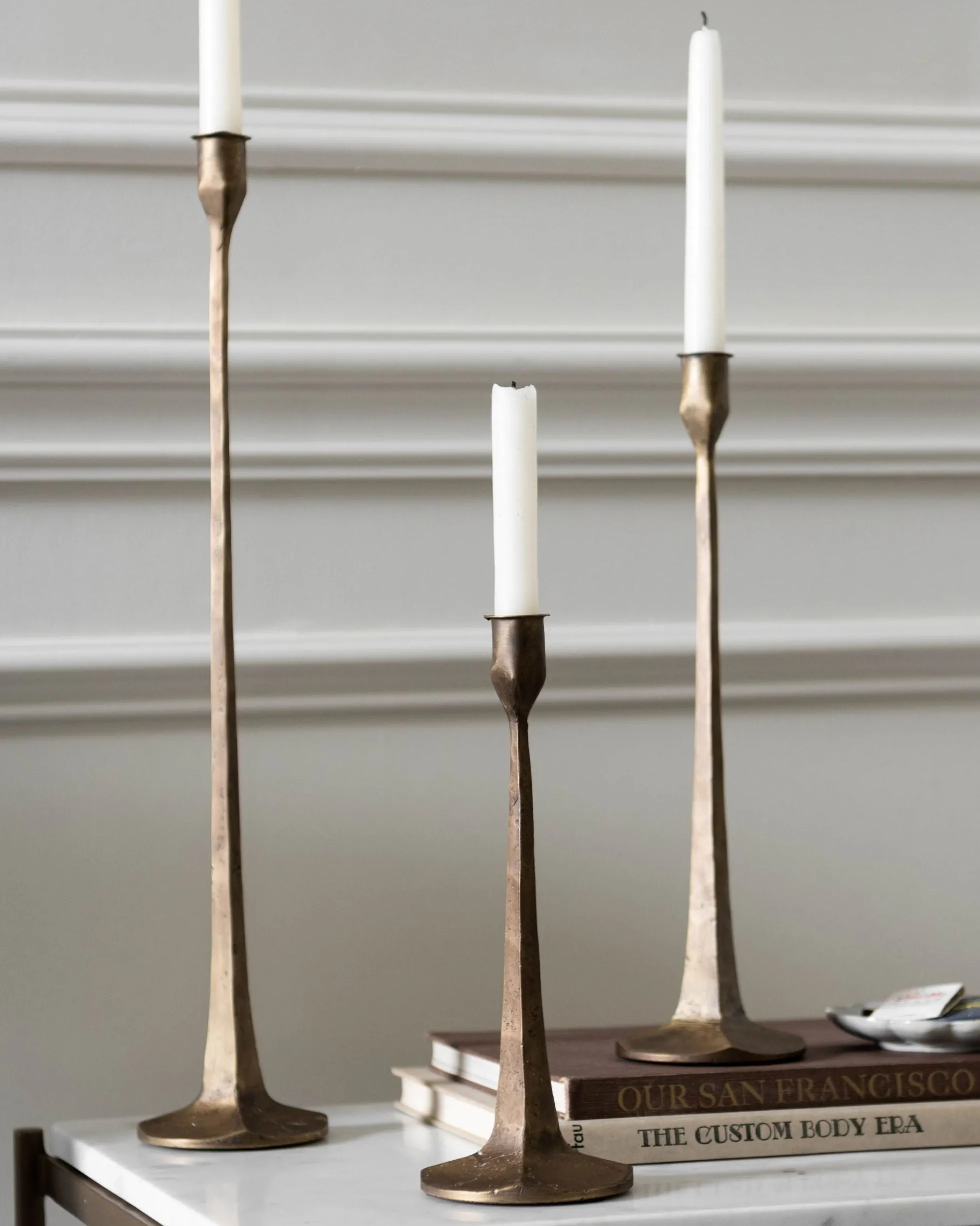Antique Brass Gatecrest
