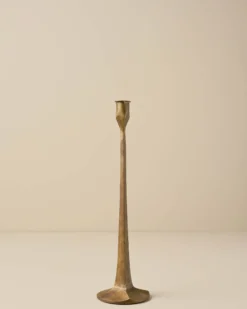 Antique Brass Gatecrest