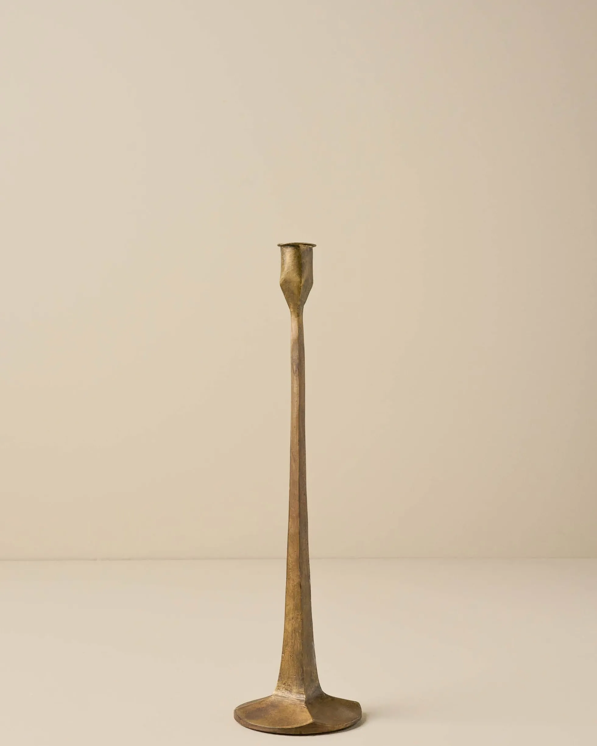 Antique Brass Gatecrest