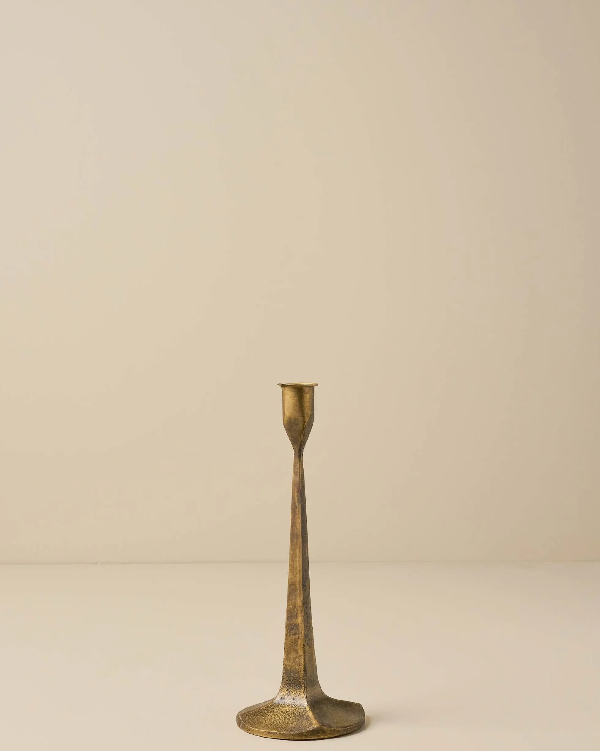 Antique Brass Gatecrest