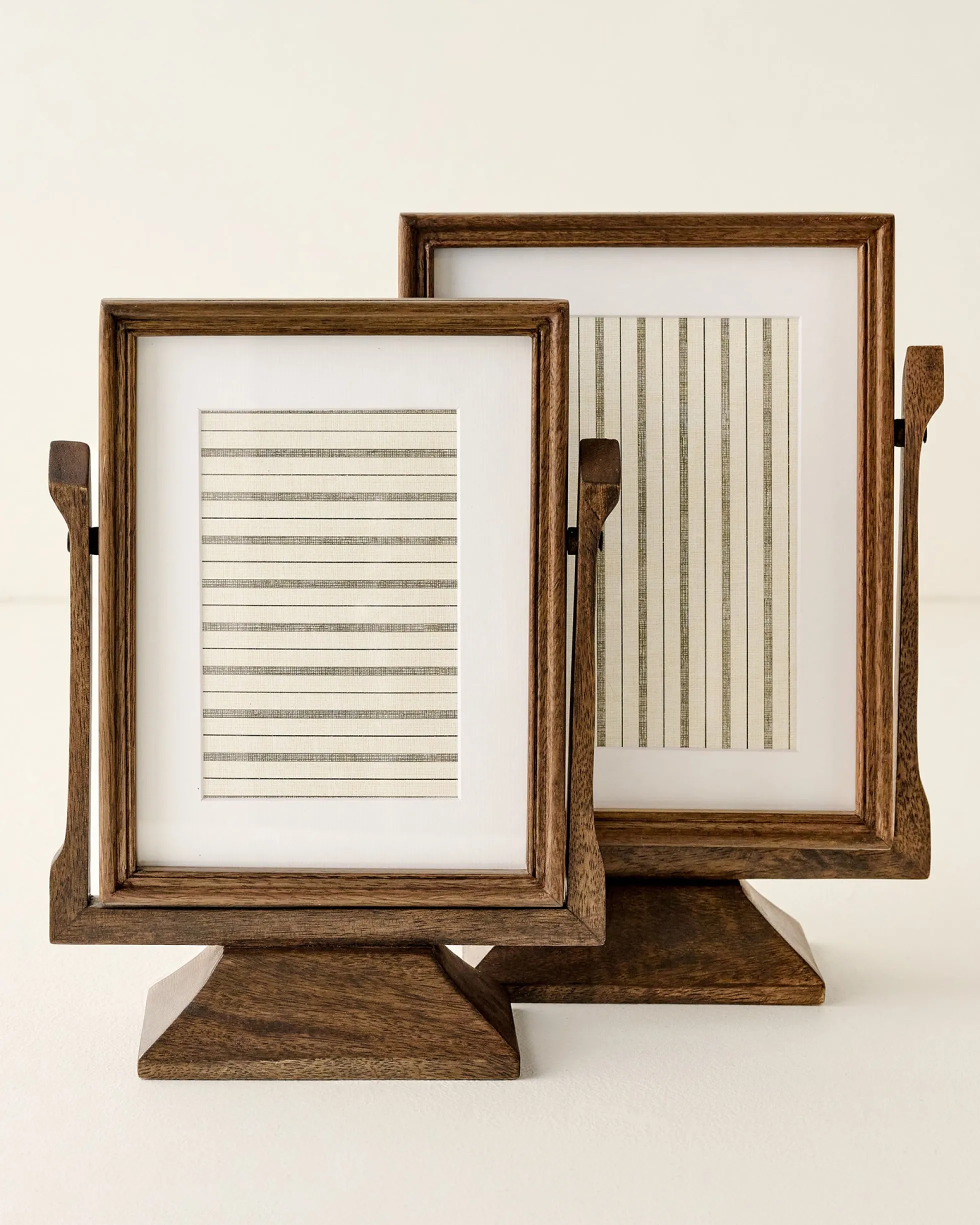 Antique Inspired Swivel Photo Frames