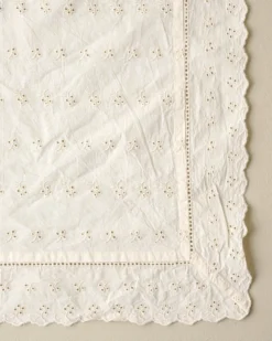 Antique White Eyelet Napkin Set of Four