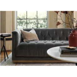 Arlo Sofa