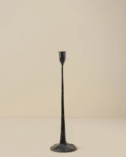 Black Gatecrest