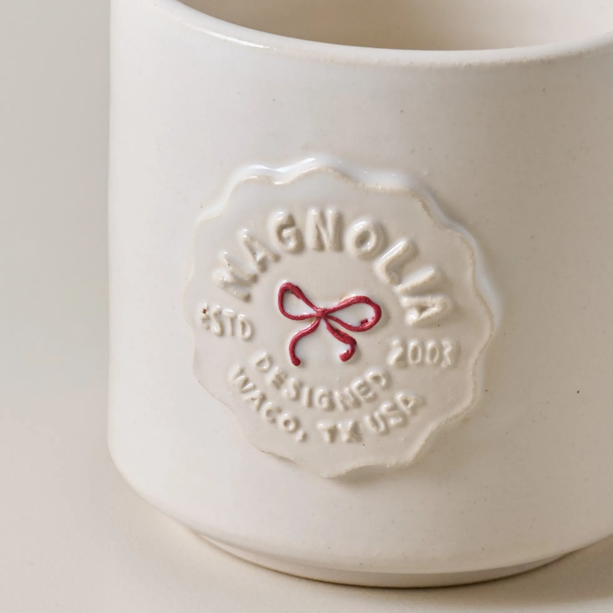 Black Oak Artisan Magnolia Petite Bow Mug
