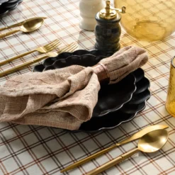 Black Scalloped Plate
