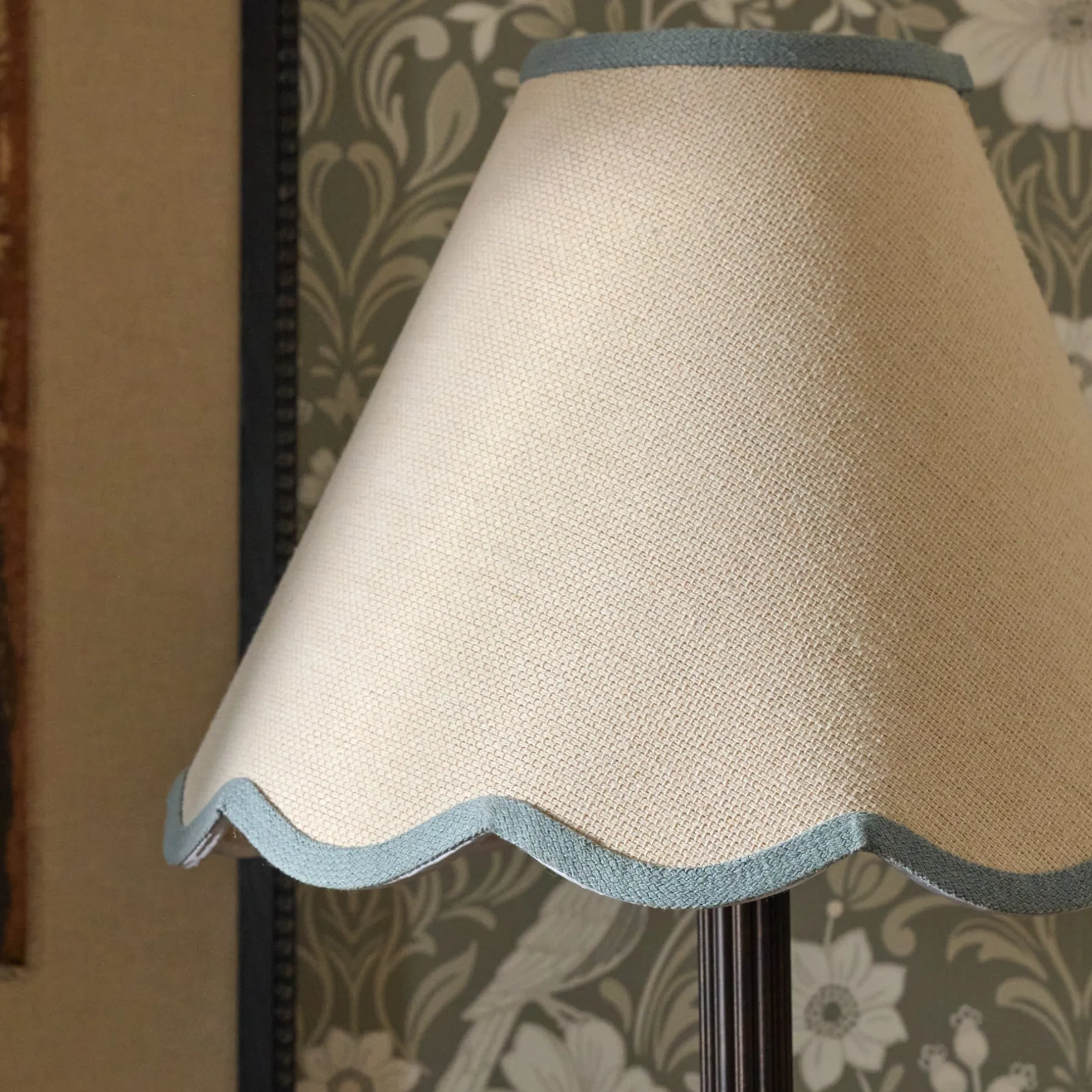 Blue Wavy Trim Linen Shade