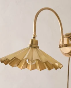 Brass Pleat Plug-in Sconce