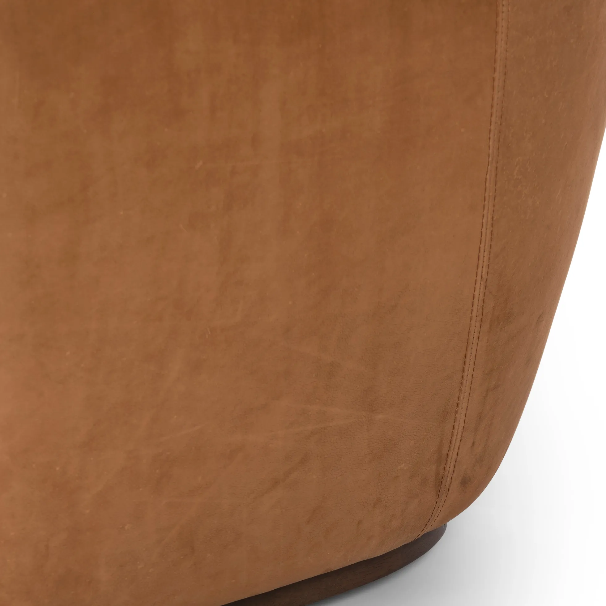 Caesar Swivel Chair