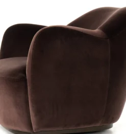 Caesar Swivel Chair