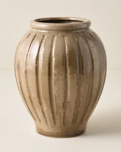 Callum Ribbed Vase