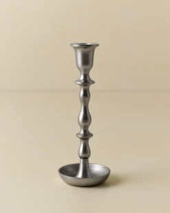 Cassandra Candle Holder