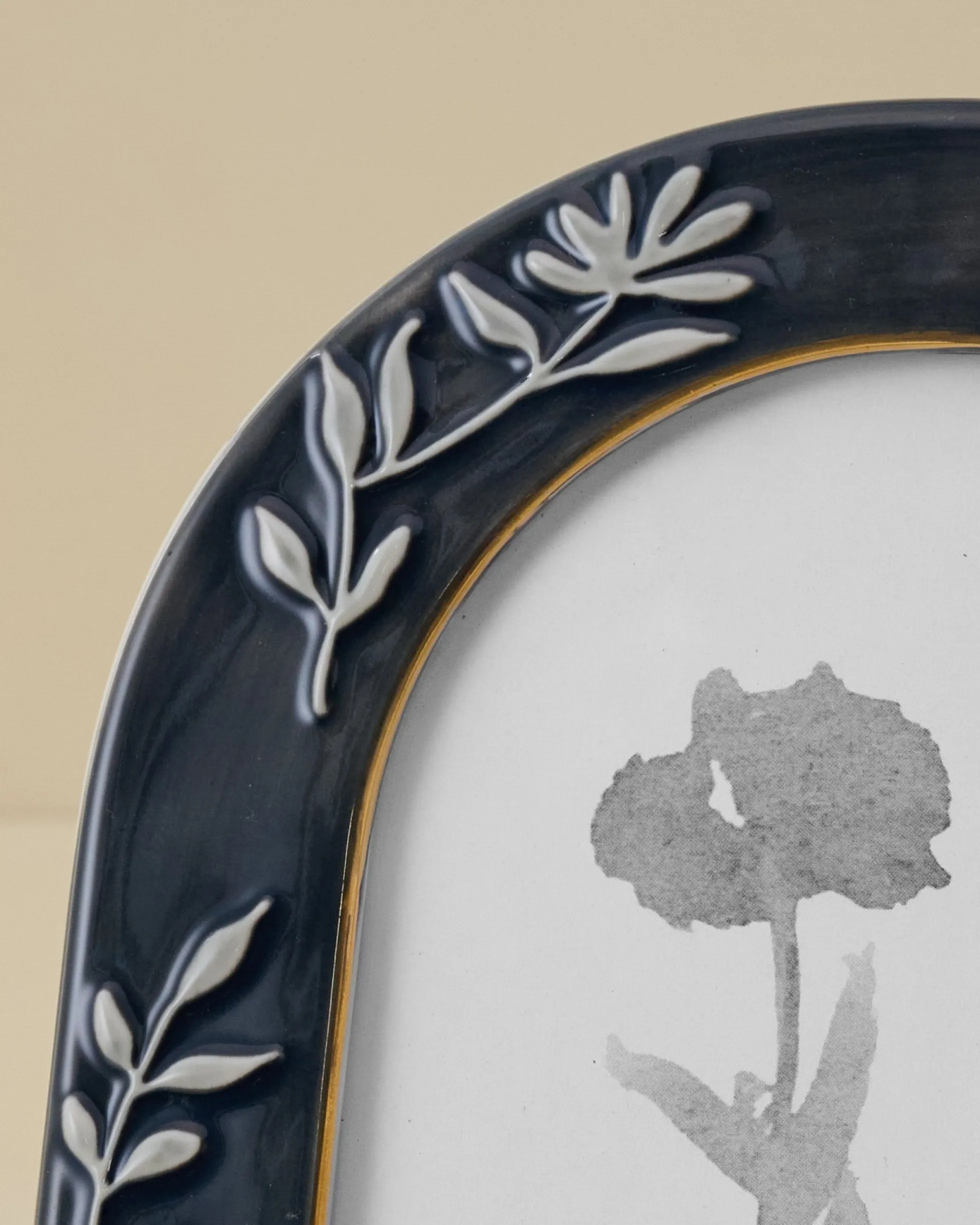 Ceramic Arched Floral Photo Frame