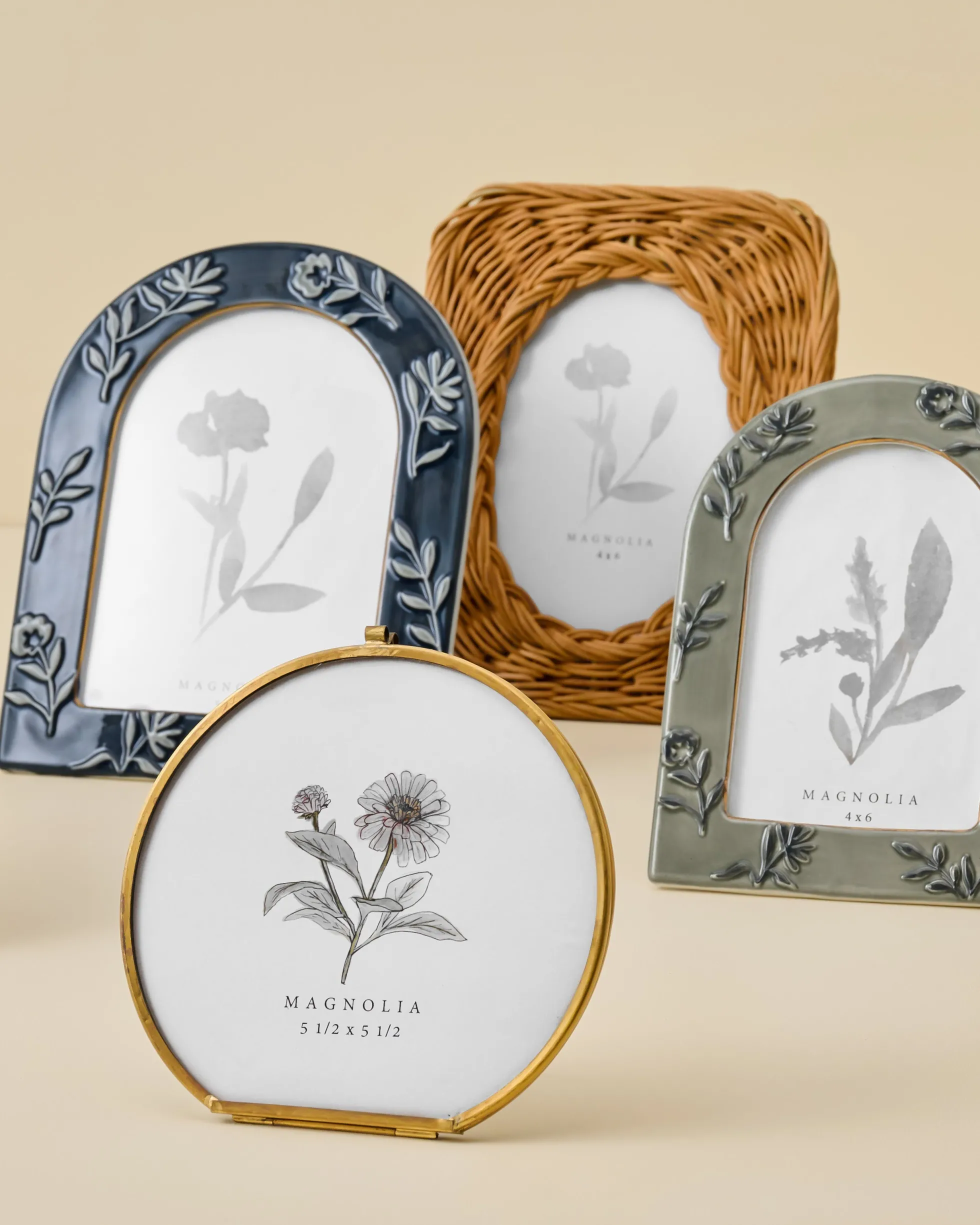 Ceramic Arched Floral Photo Frame