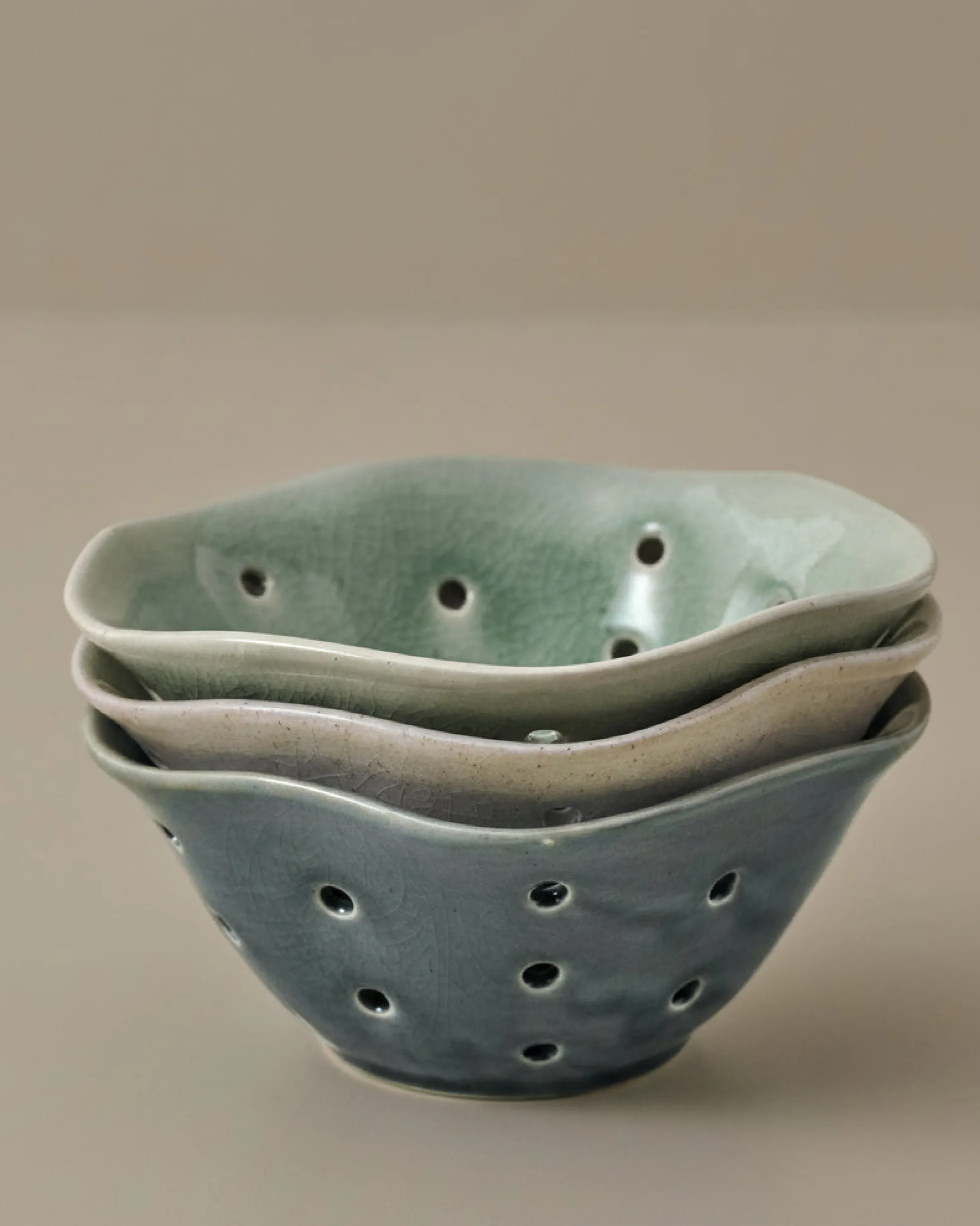 Ceramic Berry Bowl