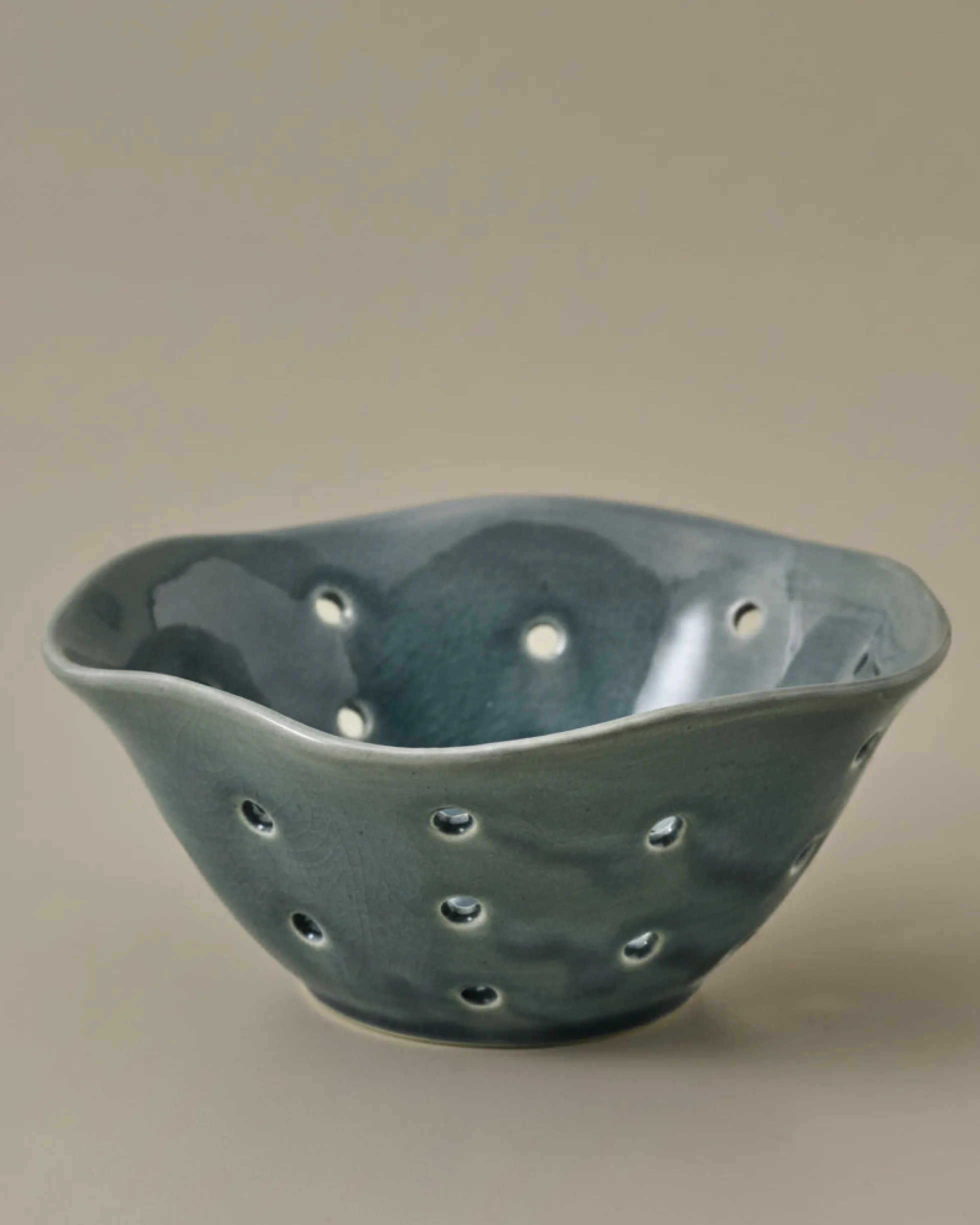 Ceramic Berry Bowl