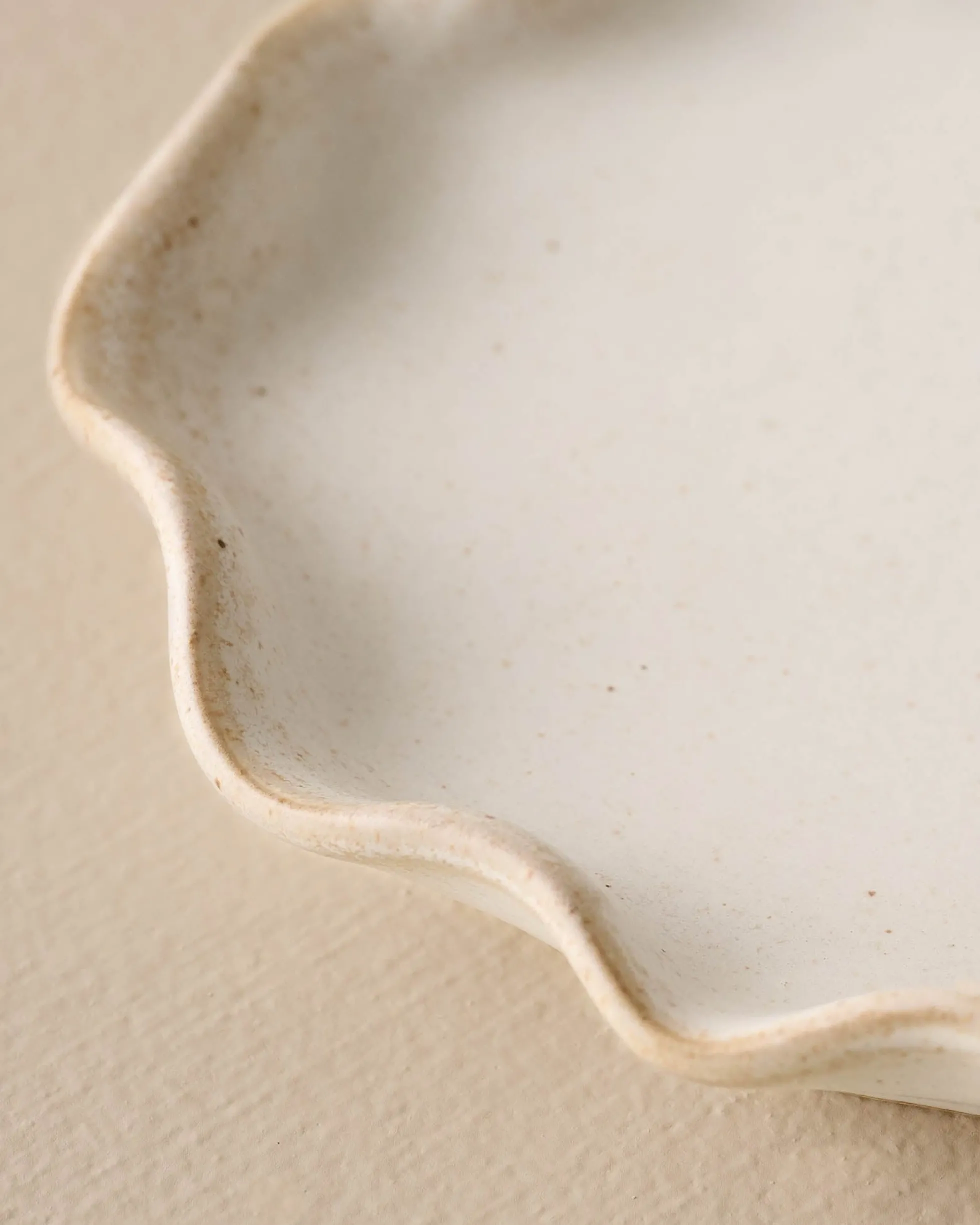 Ceramic Ruffled Tray