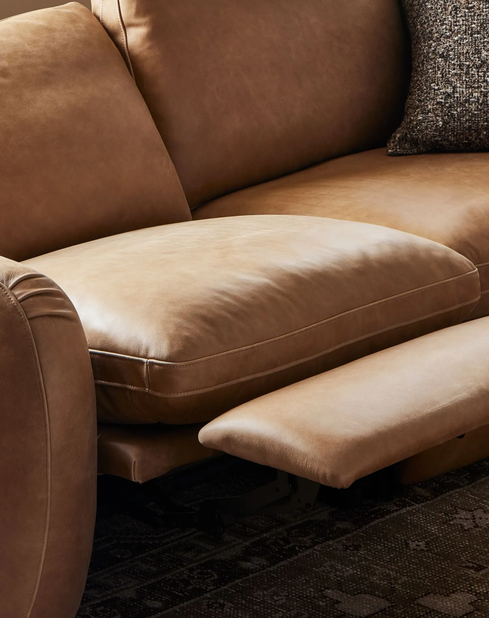 Chase Power Reclining 5-Piece Sectional