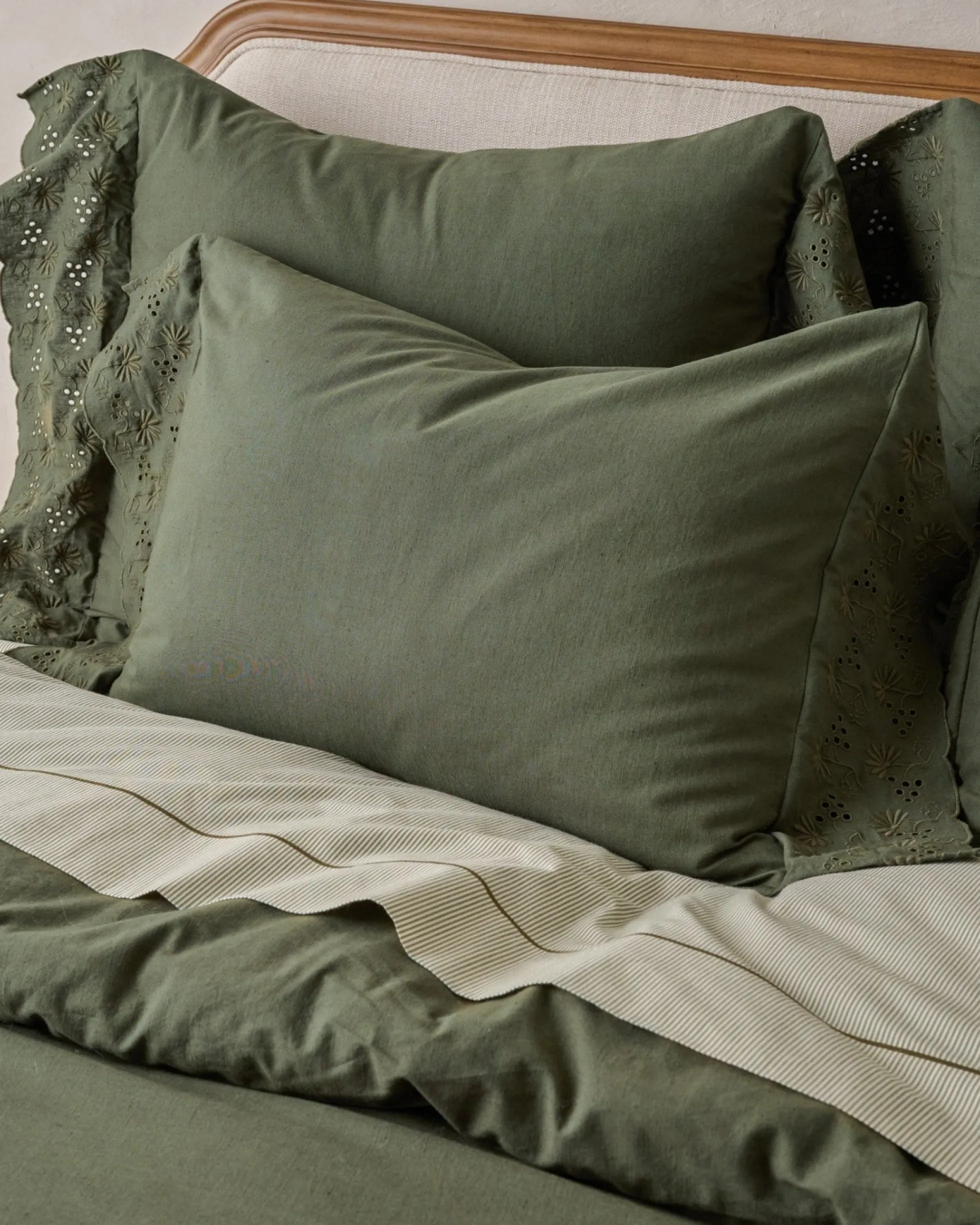 Clara Eyelet Flange Sham