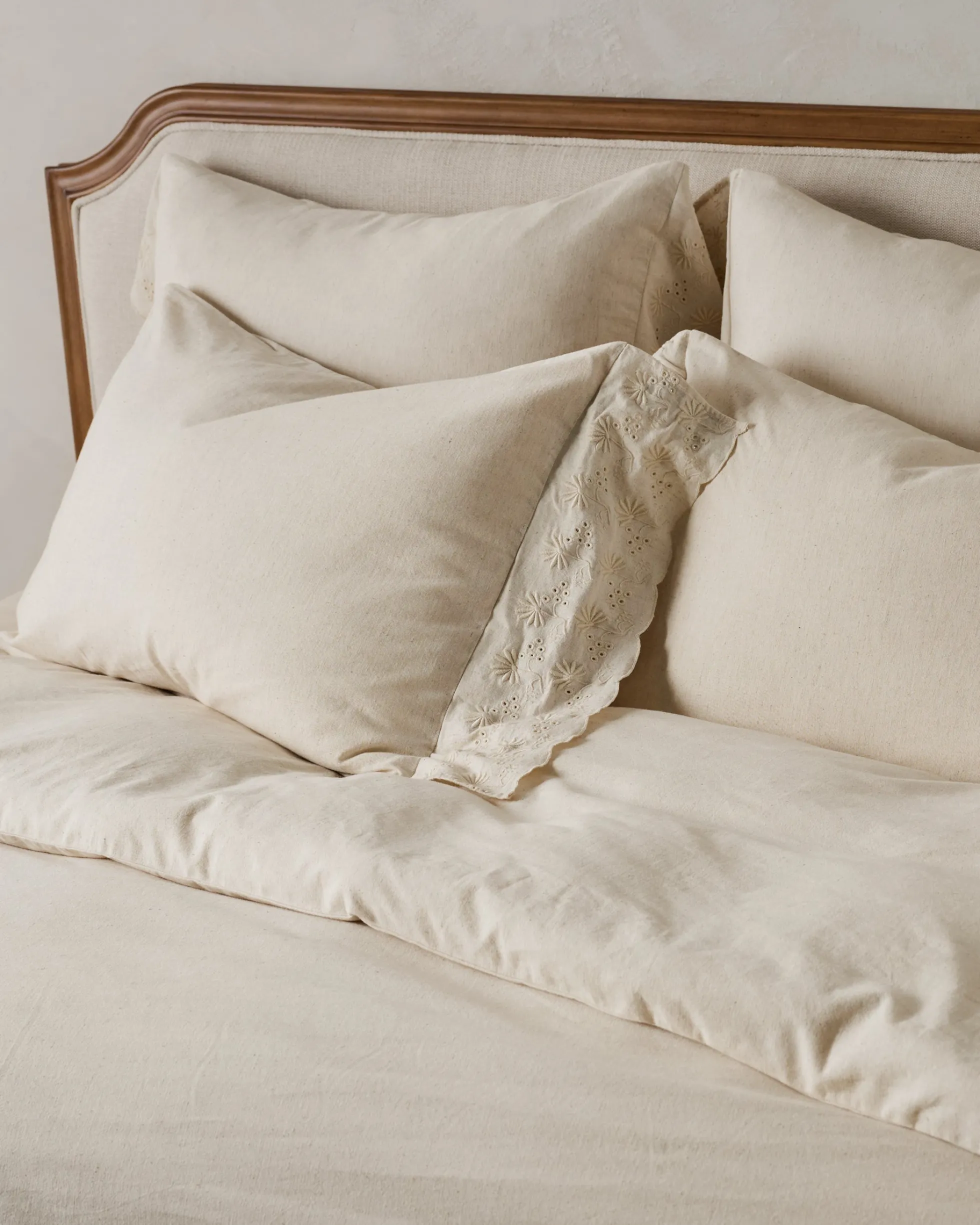Clara Eyelet Flange Sham