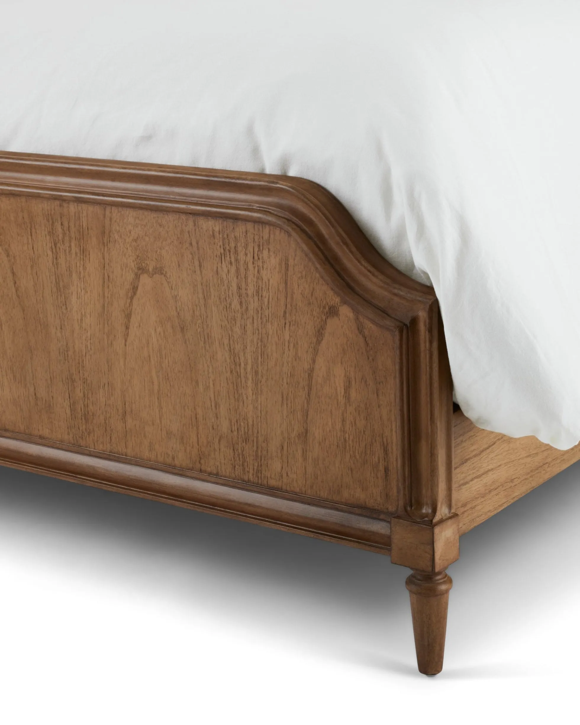 Corinne Bed
