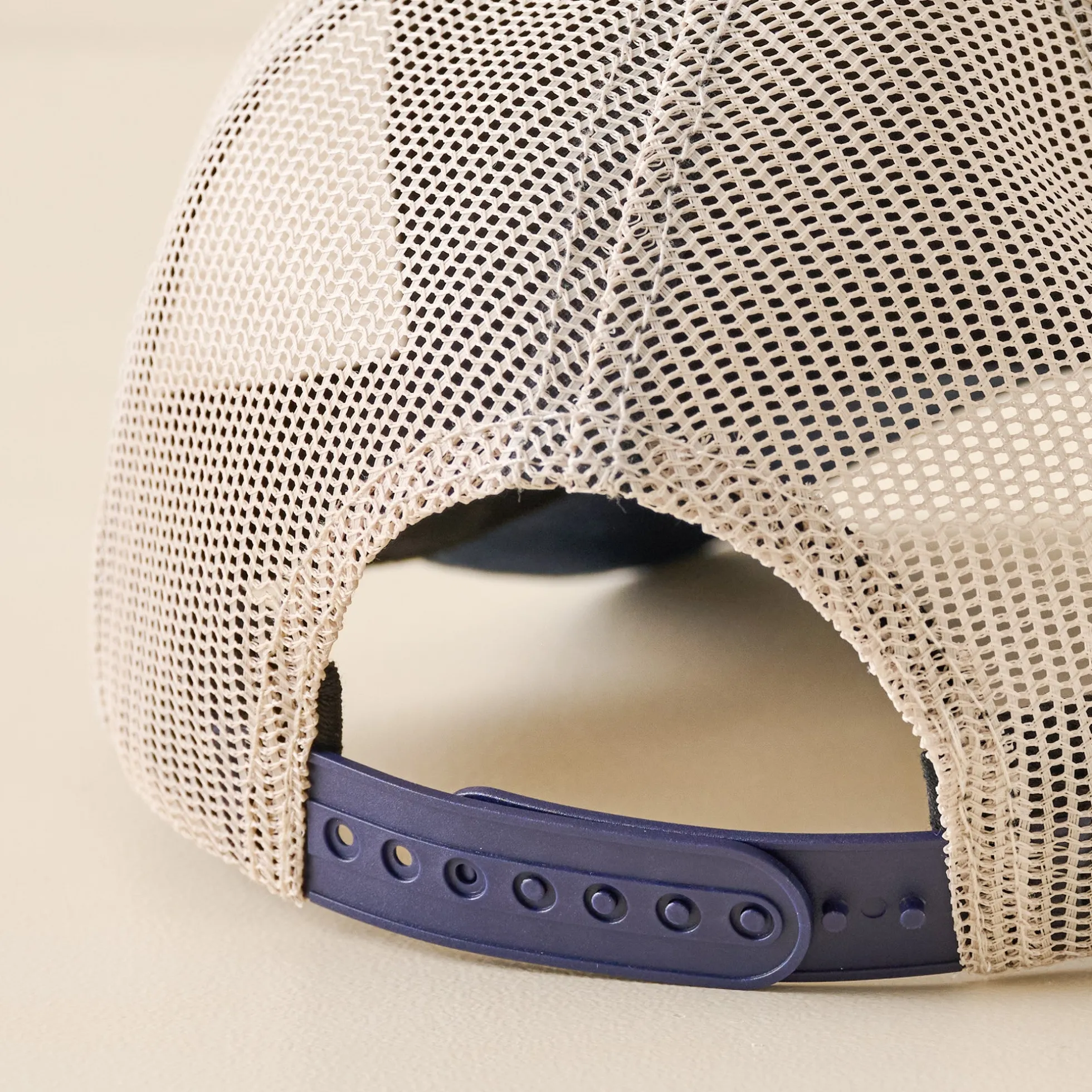 Daggum Navy and Cream Mesh Hat