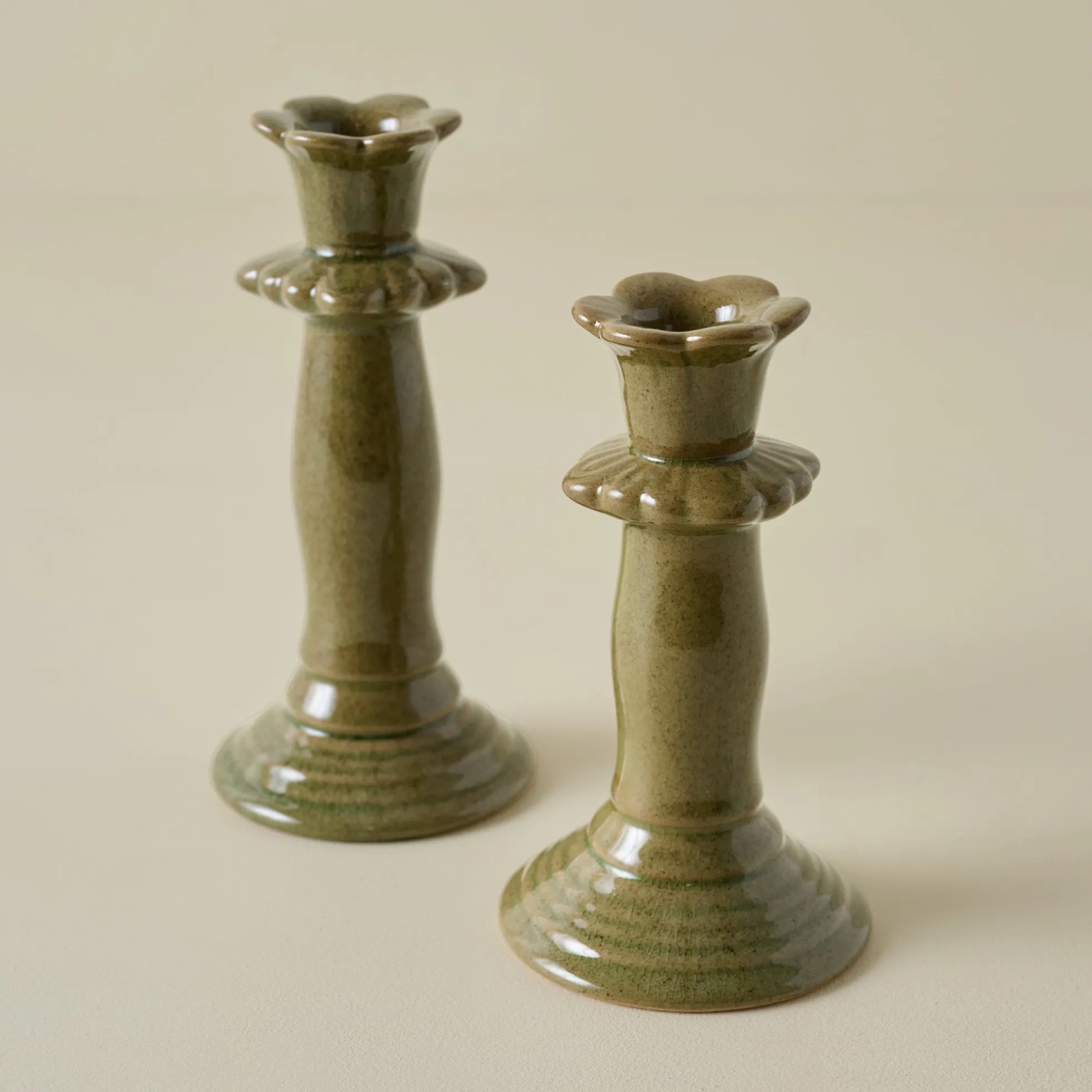 Dara Floral Taper Holder