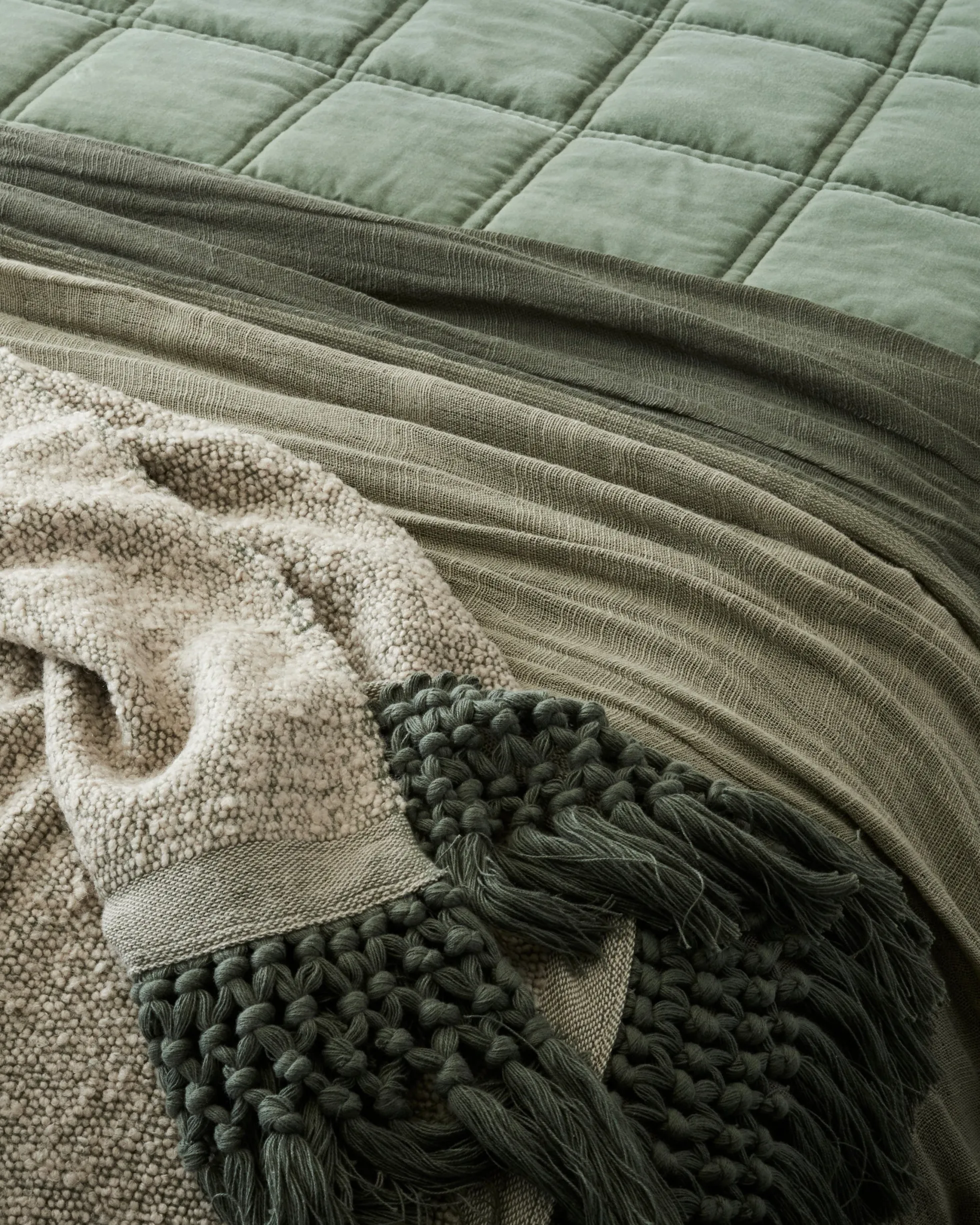 Dusty Green Essential Tassel Throw
