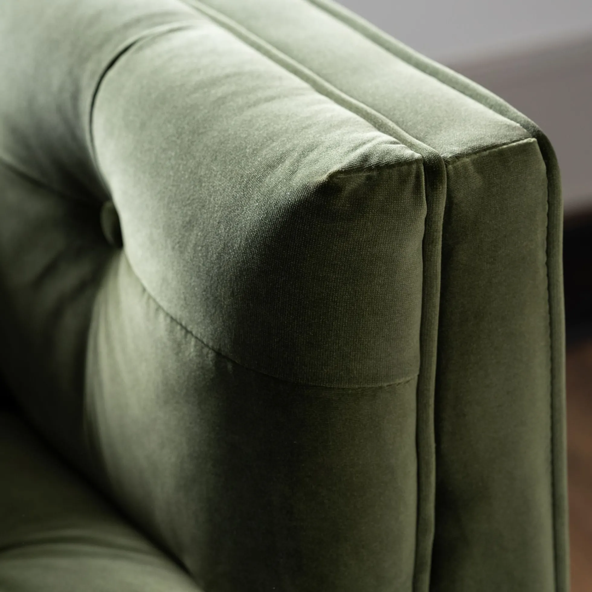Elsie Sofa