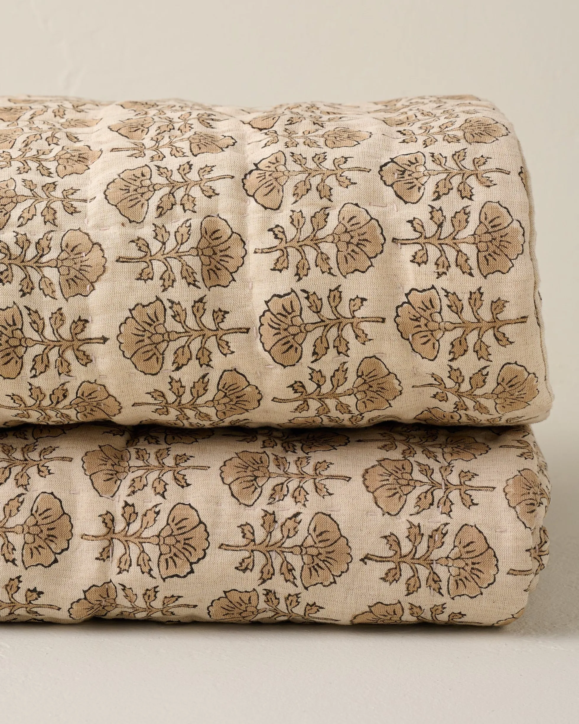Flora Block Print Quilt - Natural