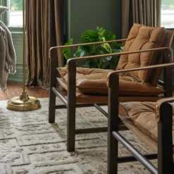 Flynn Chair