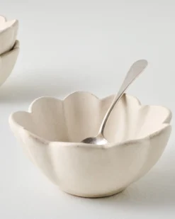 French White Scalloped Mini Bowl