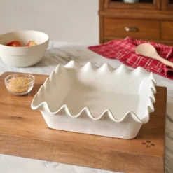 French White Scalloped 9x9 Baking Pan
