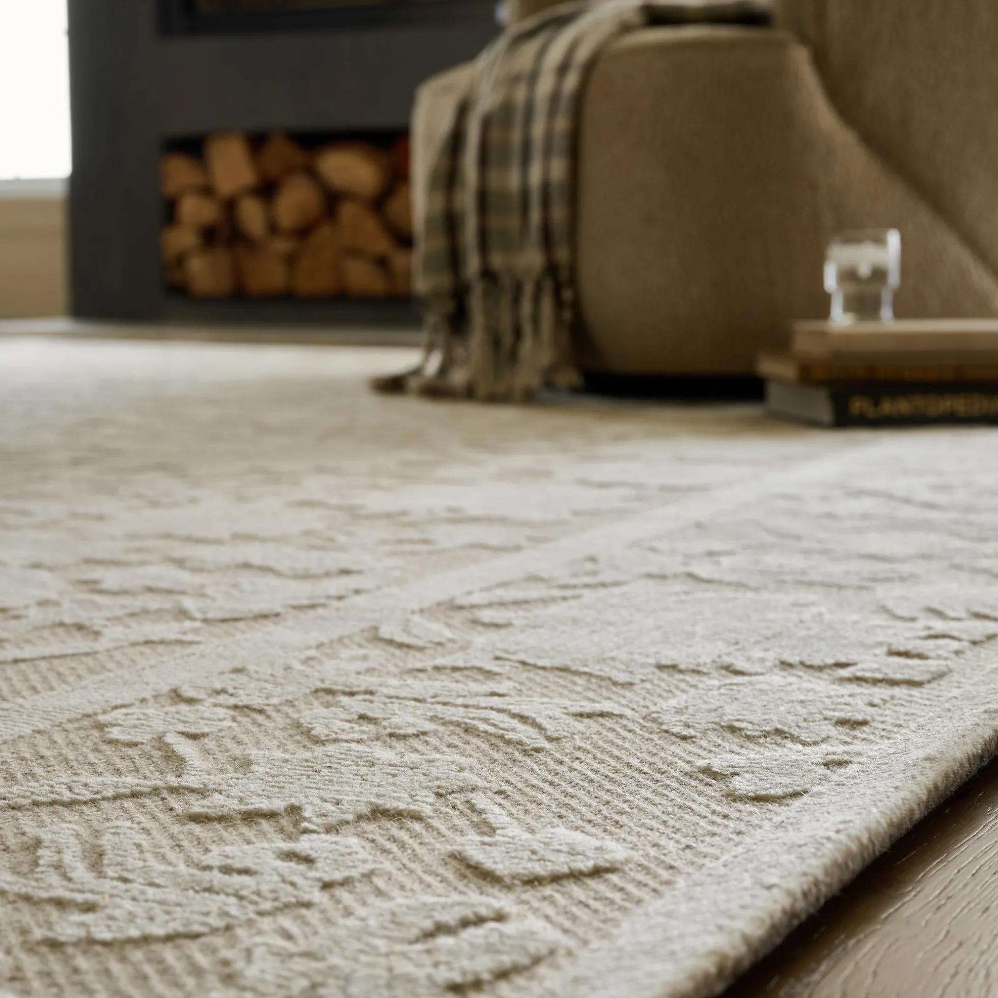 Gloria Natural Ivory Rug