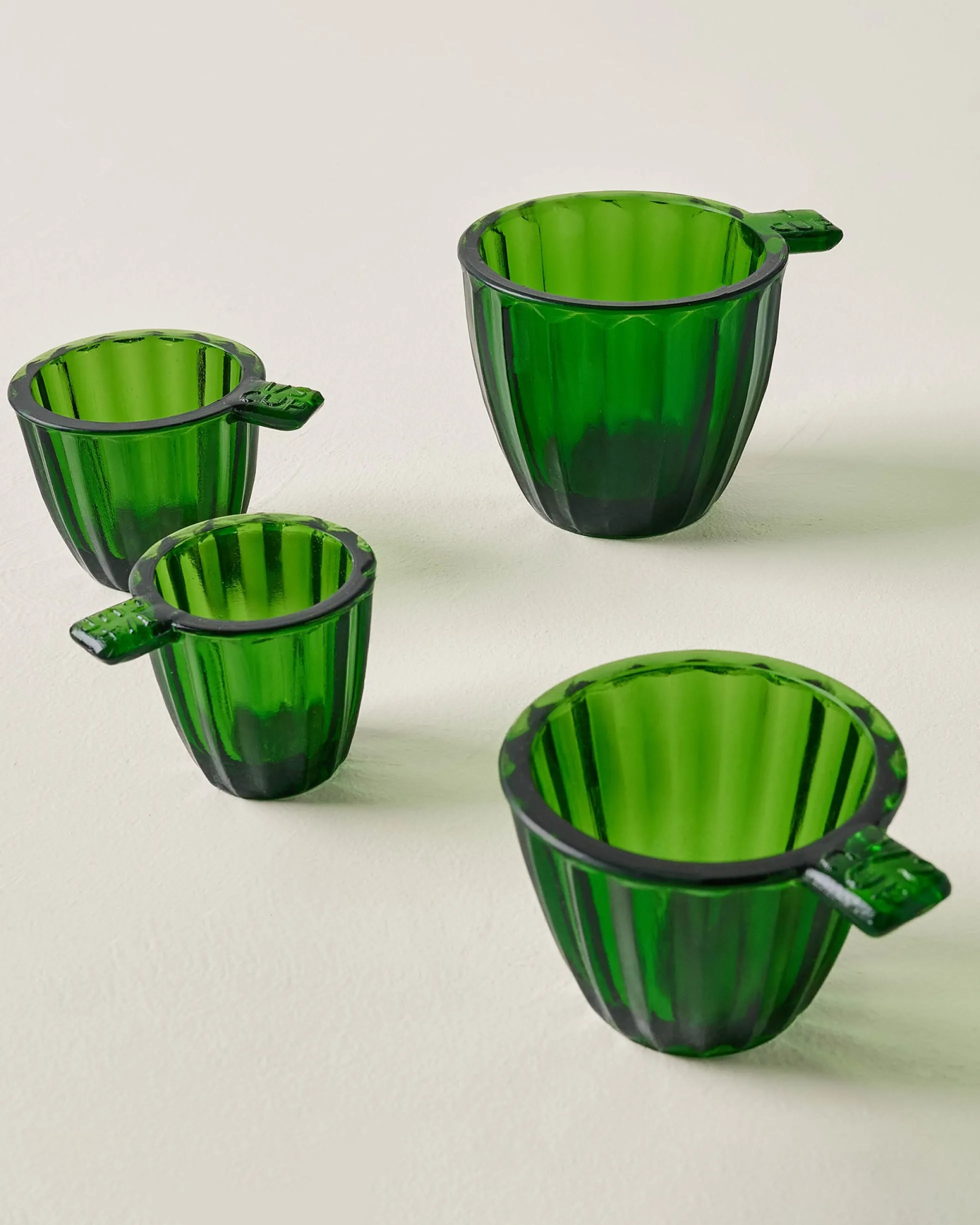 Green Glass Measuring Cup Set