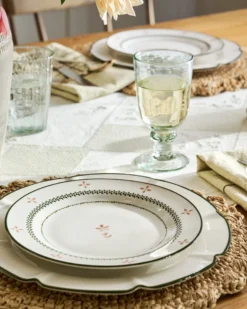 Green Luna Scalloped Plate