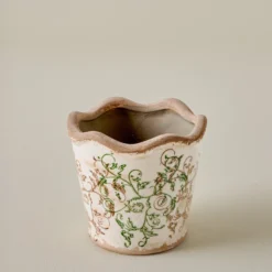 Green Scalloped Distressed Planter