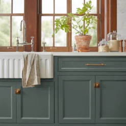 1905 Green - Trim, Door + Cabinetry Paint