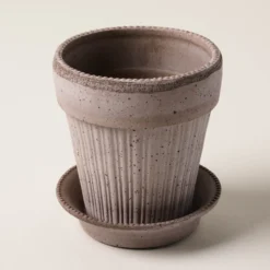 Grey Dotted Bergs Pot