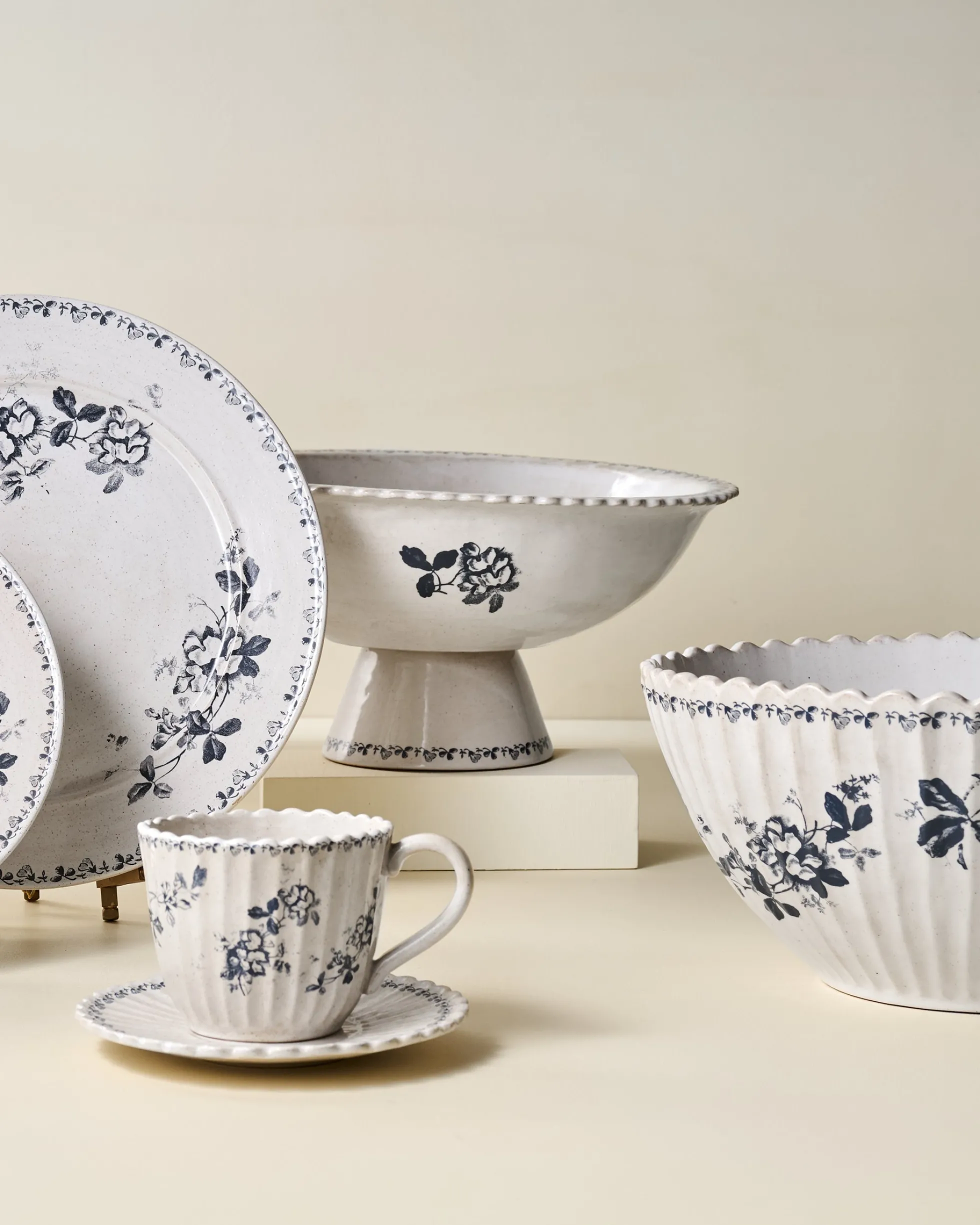 Heirloom Floral Large Mix + Serve Bowl