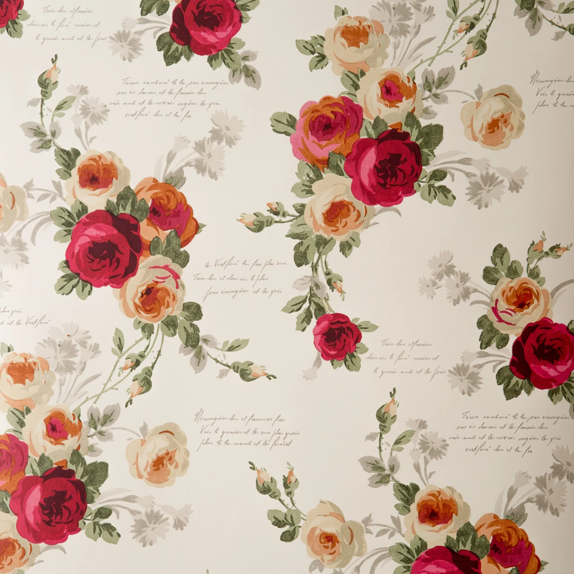 Heirloom Rose Wallpaper