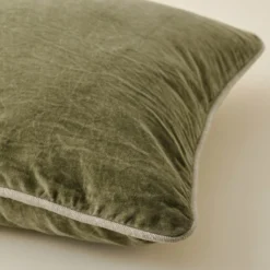 Heirloom Velvet Pillow