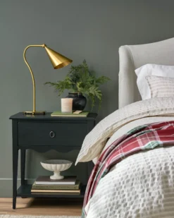 Laurel Nightstand