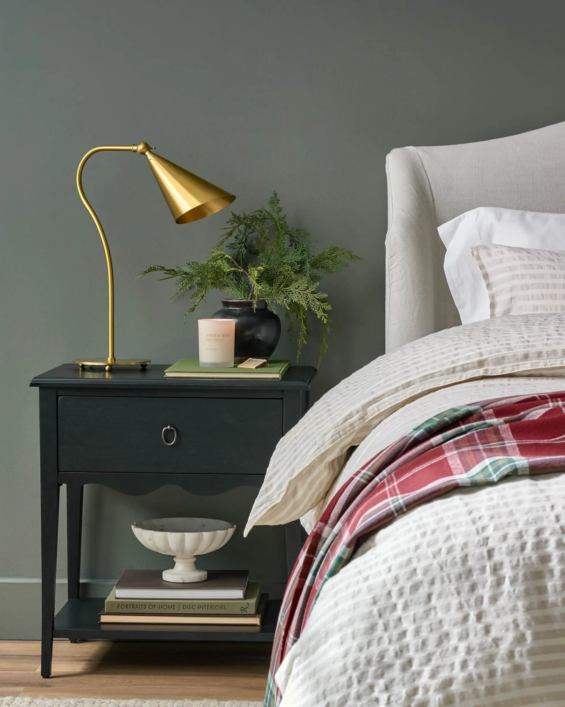 Laurel Nightstand