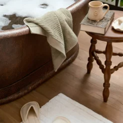 Lavinia Turned Leg Stool (short)